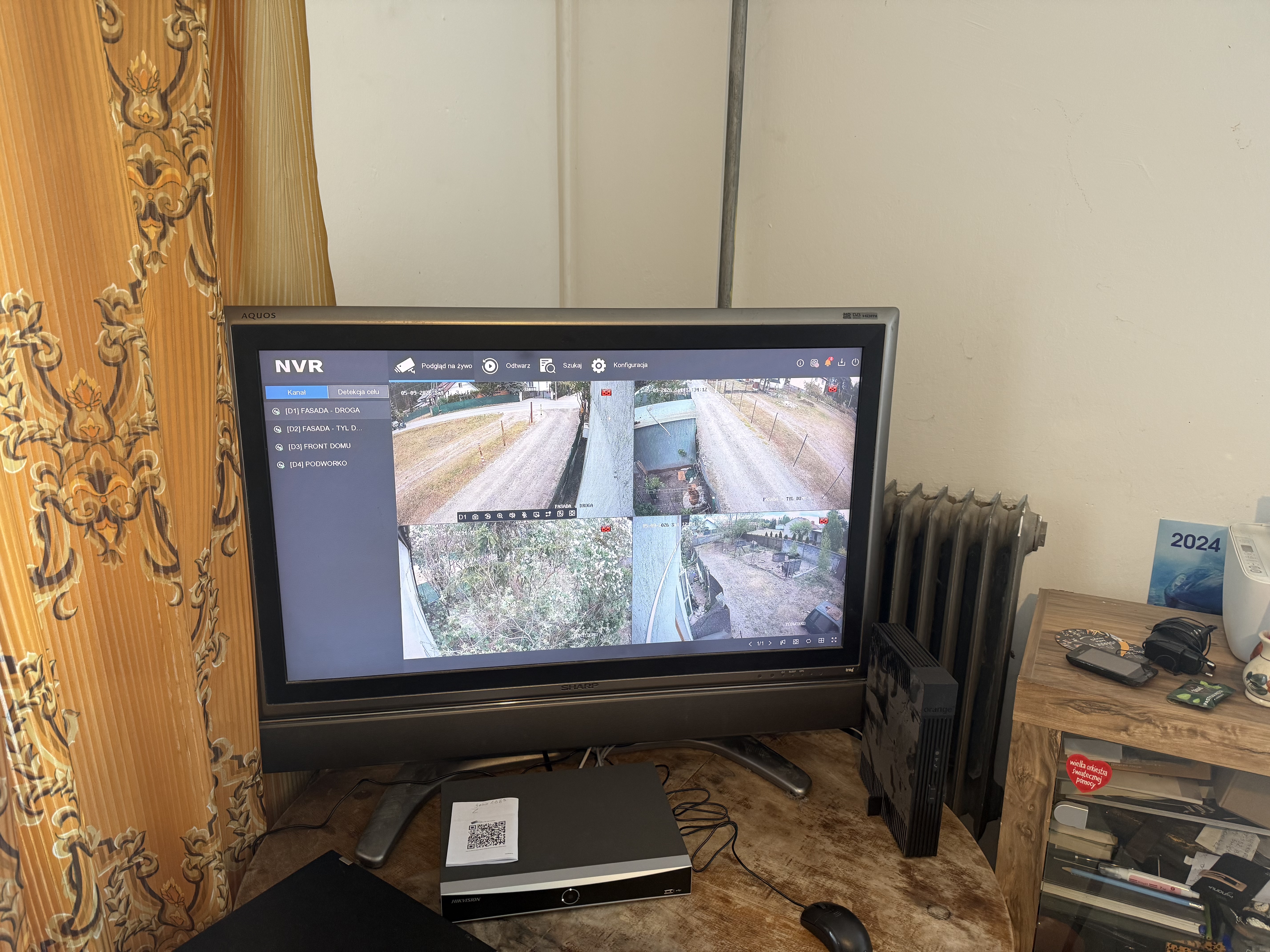 Podgląd obrazu z kamer monitoringu na rejestratorze NVR Hikvision